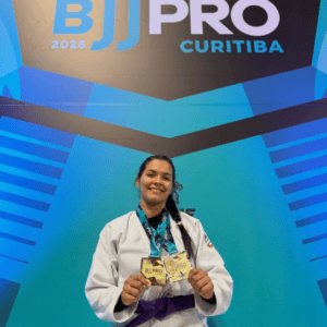 Liandra Costta conquista ouro duplo no BJJ Pro Curitiba 2026 representando o Instituto Start Doing