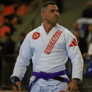 Daniel Regis estreia na faixa roxa com título na Copa PMPR de Jiu-Jítsu