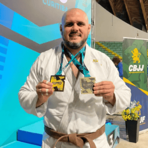 Implacável, Venturelli segue como uma máquina de combate e conquista mais dois pódios no Curitiba Pro