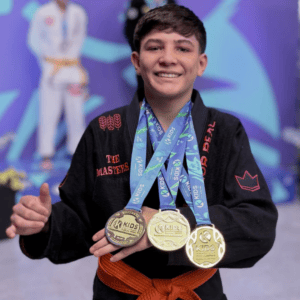 Matheus Fonseca estreia na faixa laranja com ouro no Curitiba Internacional Kids e conquista seu terceiro