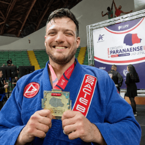 Argentino Joaquin Theisen conquista título na faixa-preta da 5ª Etapa do Circuito Paranaense de Jiu-Jitsu 2026