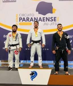 Rangel conquista ouro duplo em Paranaguá e amplia liderança do ranking