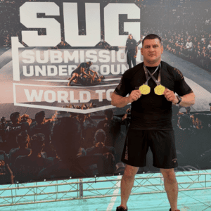 Richard Victor finaliza todas as lutas e conquista peso e absoluto na primeira edição do SUG Brasil