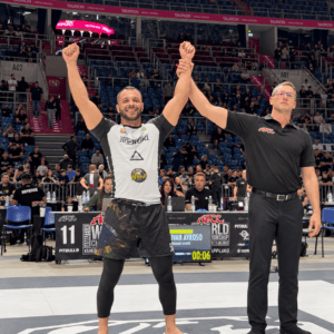 Policial catarinense faixa-preta de jiu-jitsu conquista título em um dos principais campeonatos de grappling do mundo.