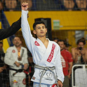 Davi Maximiano conquista o título com duas finalizações na etapa do Paranaense em Paranaguá
