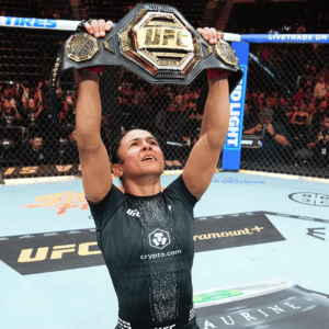 Natalia Silva conquista cinturão do UFC e coloca o Brasil novamente no topo do MMA feminino